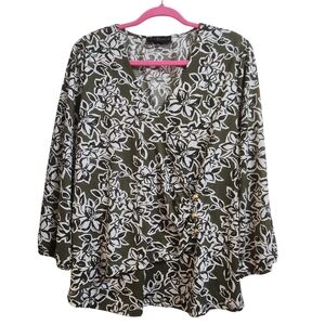 Fred David Olive and White Floral Blouse With 3 Button Waist Accent EUC